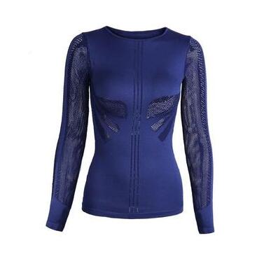 young lady
 exciting body-building playing
 t-shirt longer
 sleeves exercise tee black smooth and continuous
 moving
 shirt yoga top Gym clothes