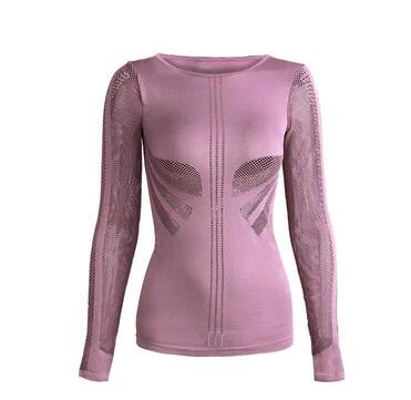 young lady
 exciting body-building playing
 t-shirt longer
 sleeves exercise tee black smooth and continuous
 moving
 shirt yoga top Gym clothes
